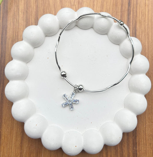 Snowflake charm adjustable Bracelet